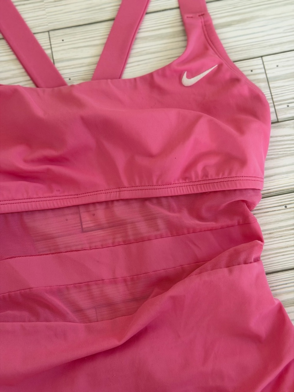 Nike | Pink Missy Mesh Solid Edge V-Back One Piece Swimsuit - Size M - Picture 3 of 7